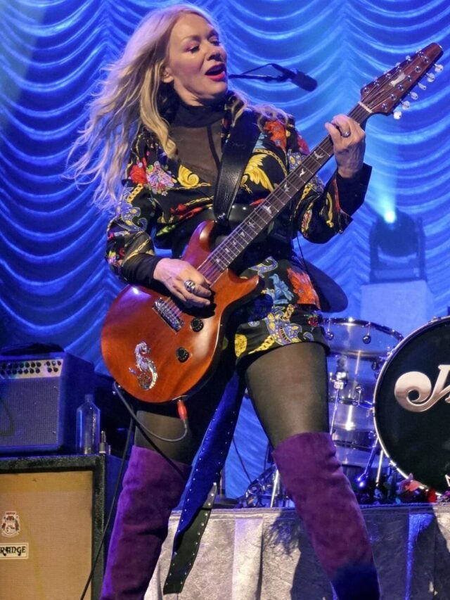 10 GREATEST AMERICAN GUITAR PLAYERS