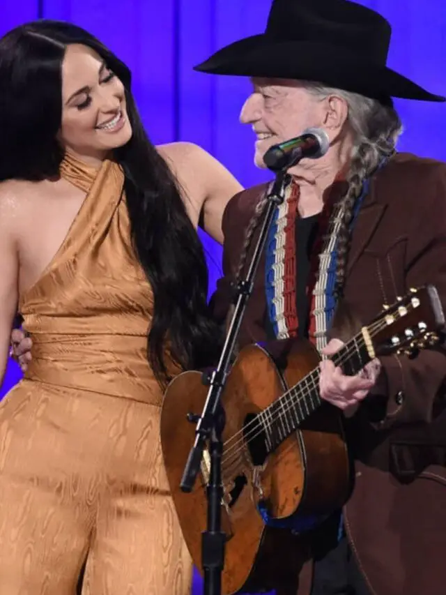 Why is Willie Nelson’s net worth so low?