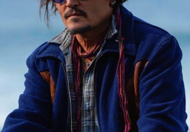 cropped-Young-Johnny-Depp-13.jpg