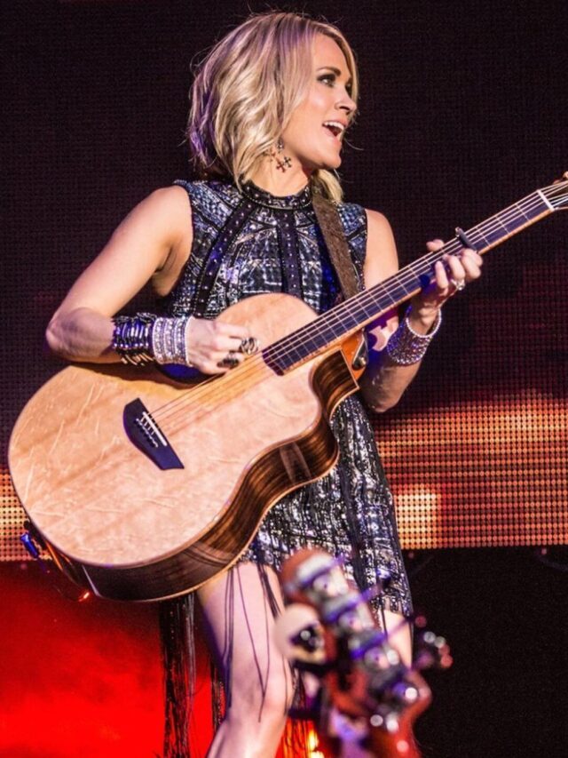 Carrie Underwood’s Net Worth, Salary, Income in 2022