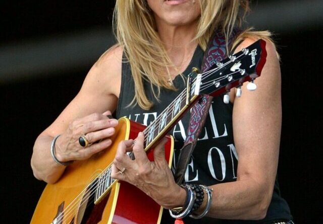 cropped-sheryl-crow-4.jpg