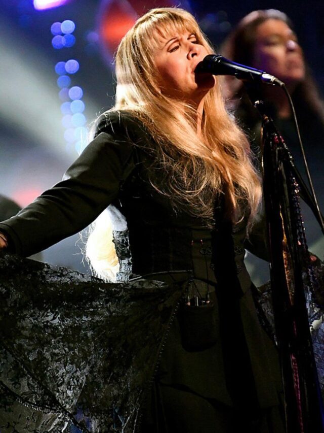 Stevie Nicks Finally Revealed Dates To Her 2022 Tour