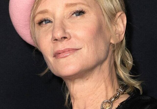 cropped-Anne-Heche.jpg